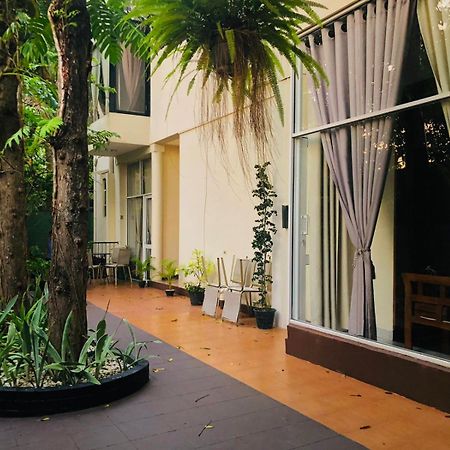 West Dene Bed and Breakfast Negombo Exteriör bild