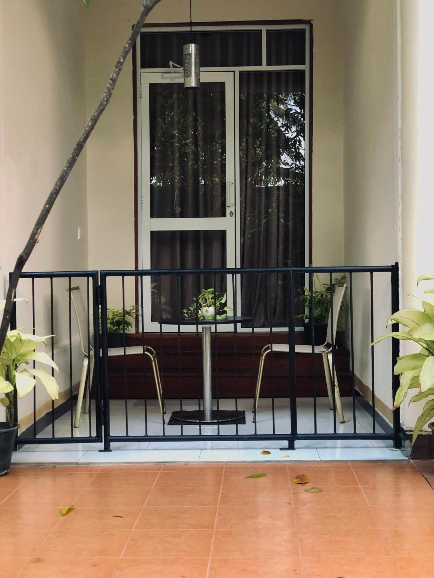 West Dene Bed and Breakfast Negombo Exteriör bild