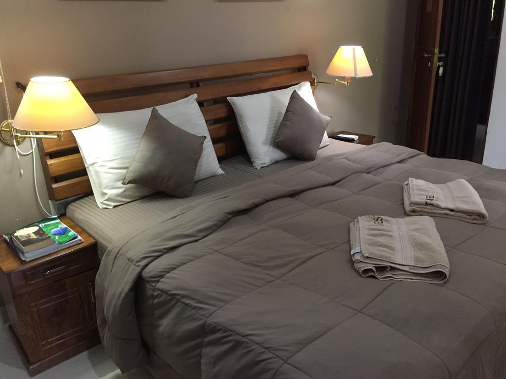 West Dene Bed and Breakfast Negombo Exteriör bild