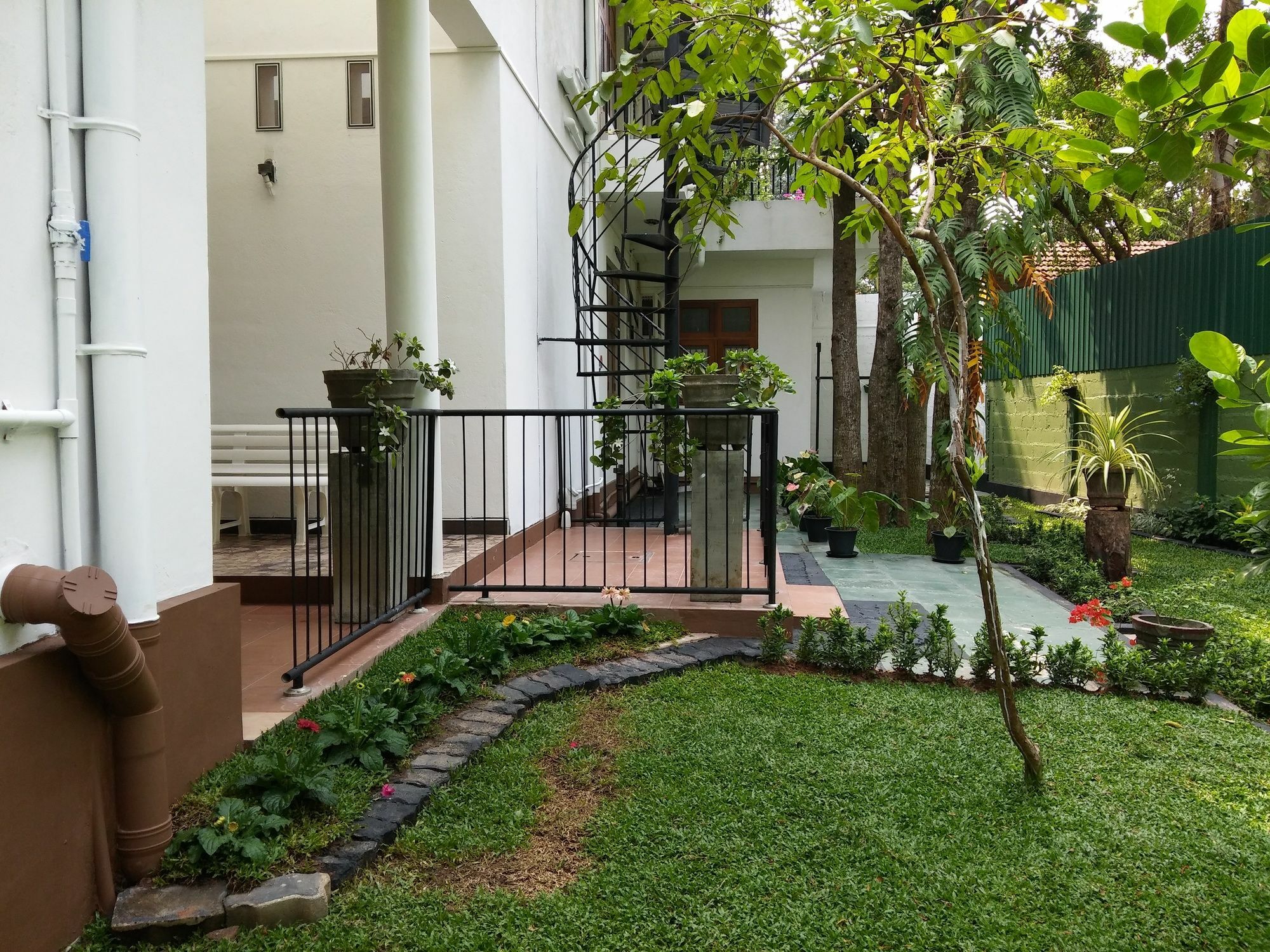 West Dene Bed and Breakfast Negombo Exteriör bild