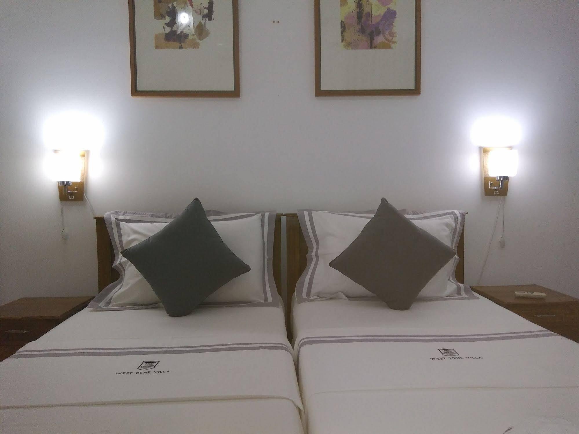 West Dene Bed and Breakfast Negombo Exteriör bild